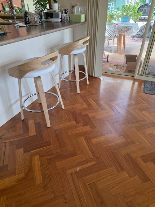 Cedar (Set of 2) Bar Stools 64cm - White & Oak