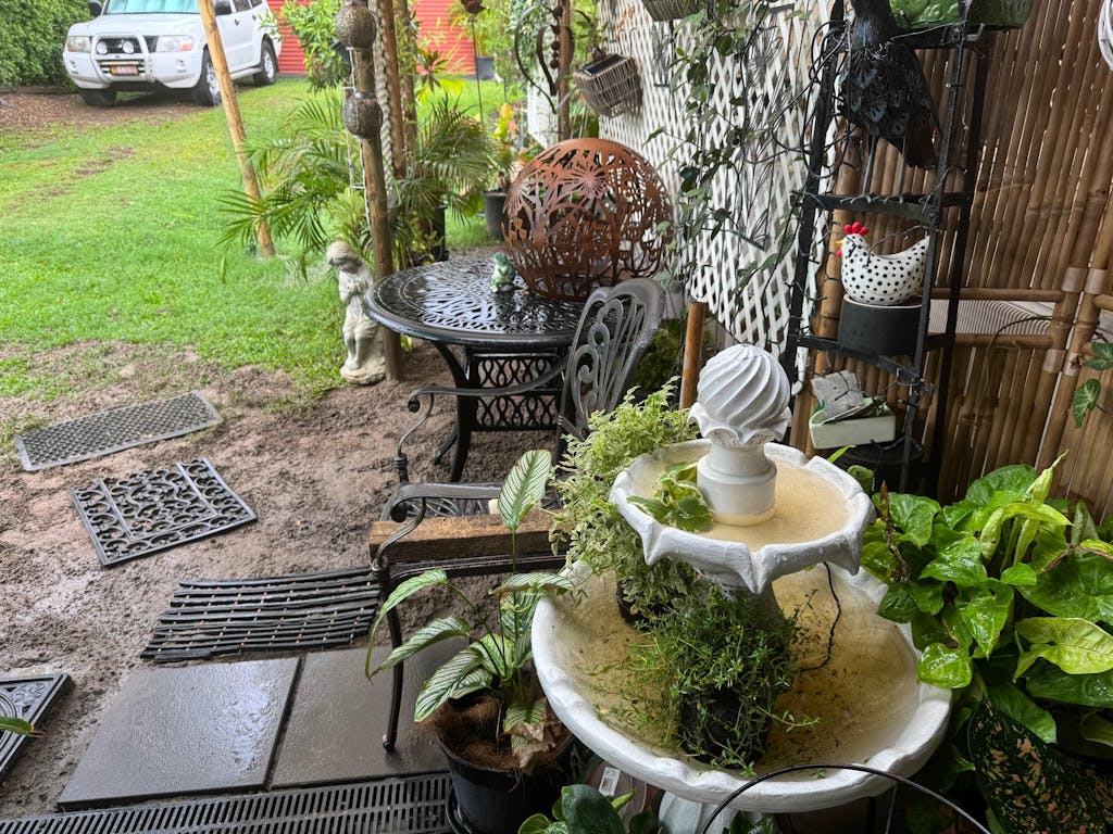 3 Tier Solar Bird Bath Water Fountain Ivory 93cm