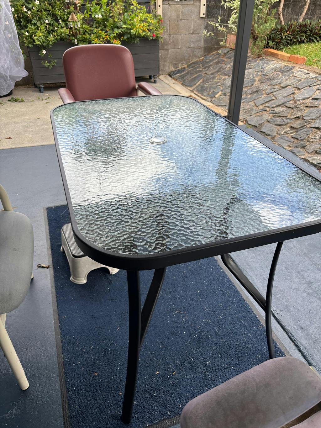 Glass Top Outdoor Dining Table 120cm - Black