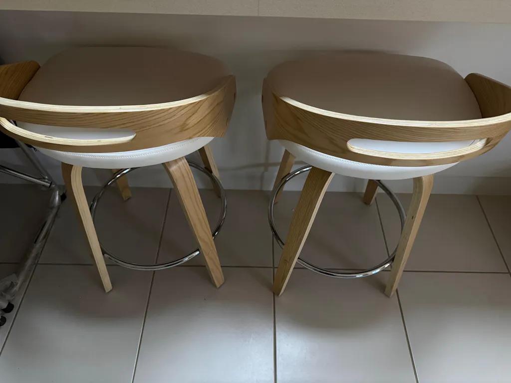 Cedar (Set of 4) Bar Stools 64cm - White & Oak