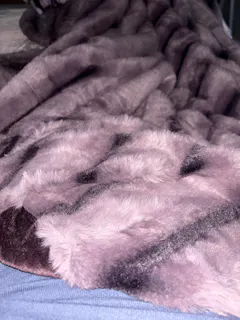 Rose Faux Fur Blanket