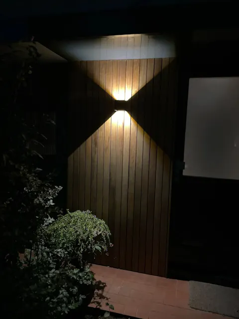 Homezie SenseGlow | Wandlamp | Sensor Bediening | USB-oplaadbaar | Sfeerverlichting