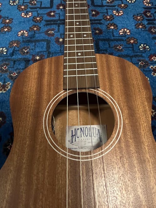 Honu Baritone Acoustic Electric Ukulele