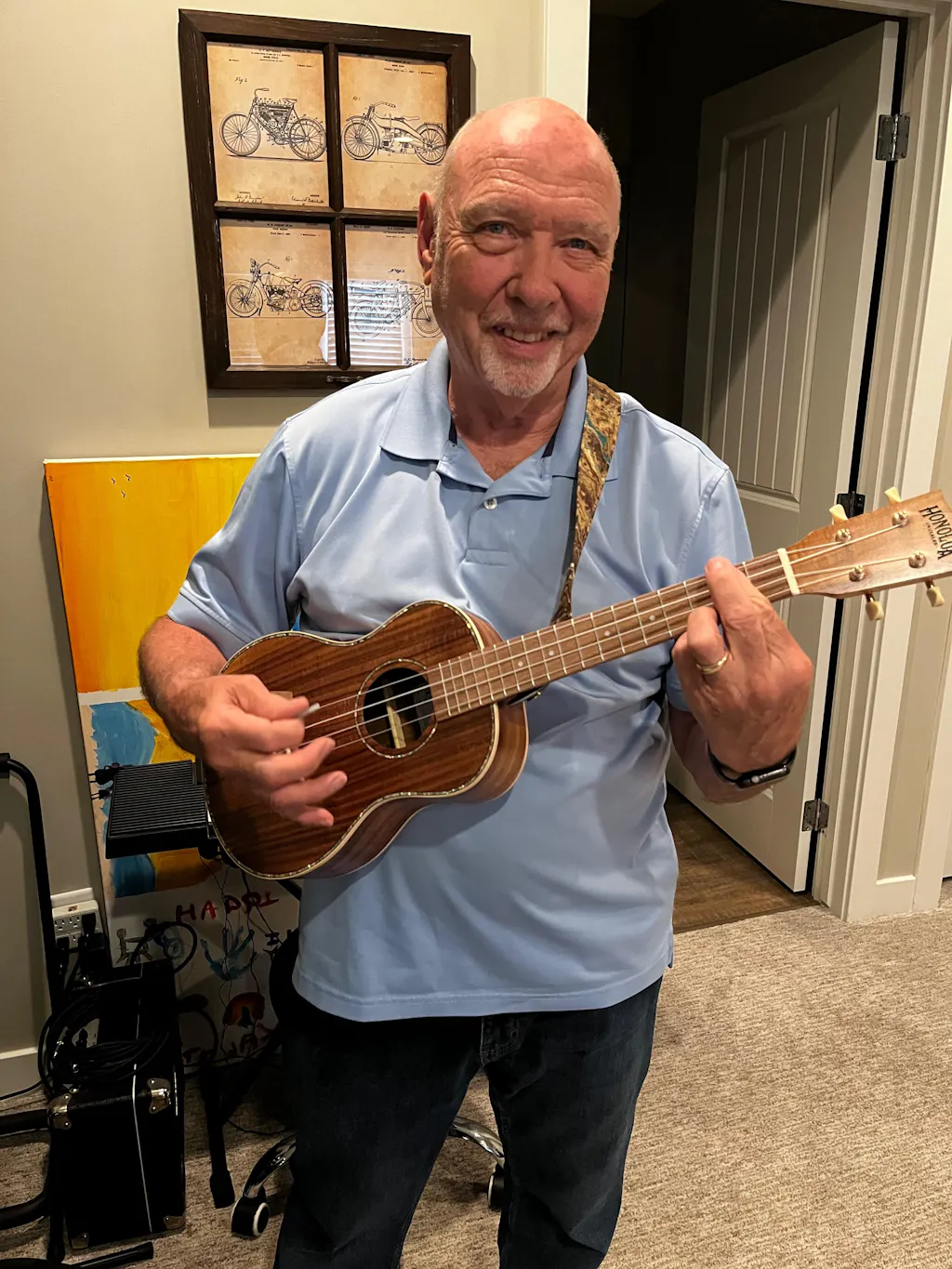 Kohala Deluxe Solid Top Tenor Acoustic Electric Ukulele