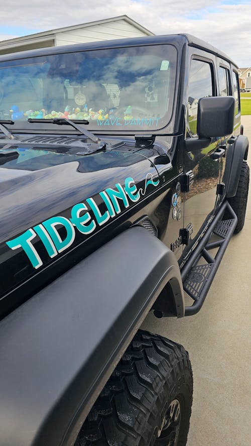 Hooke Road Tube Side Steps Running Boards w/"SINCE 1941" Logo(18-25 Jeep Wrangler JL 4 Door)