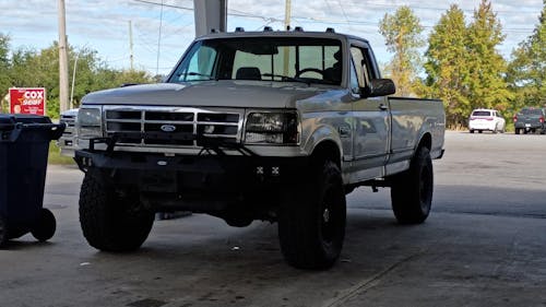 Front Bumper w/ Winch Plate(92-96 Ford Bronco F-150 F-250 F-350) - Hooke Road