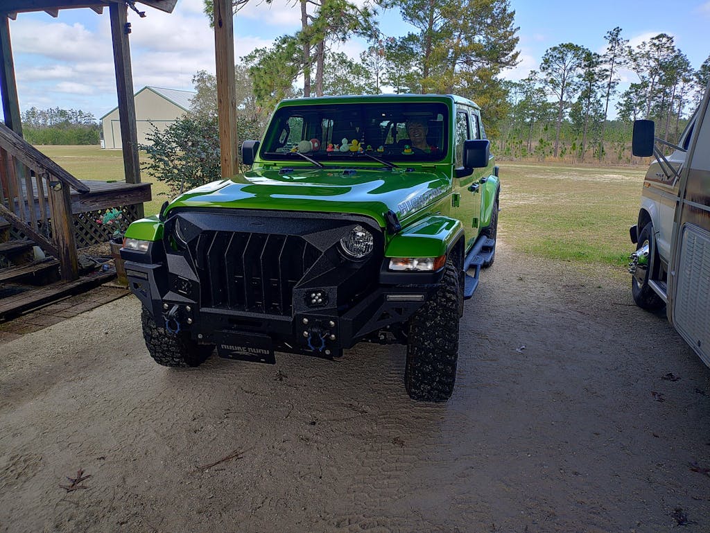Mad Max Front Bumper Grill w/Wings & LED Lights(18-26 Jeep Wrangler JL & Jeep Gladiator JT) - Hooke Road
