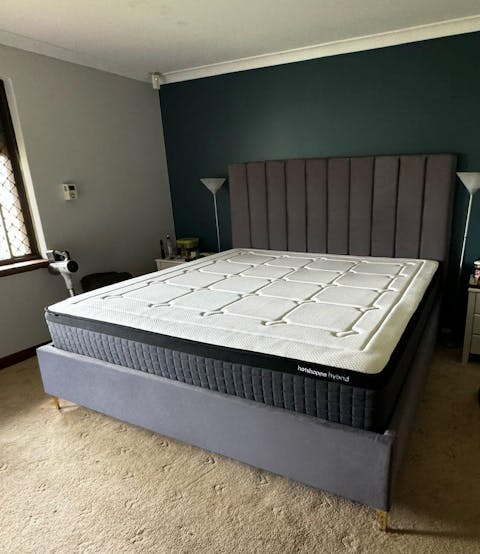LunaLUX™ 31cm Hybrid Mattress (Double, Queen, King, Super King)