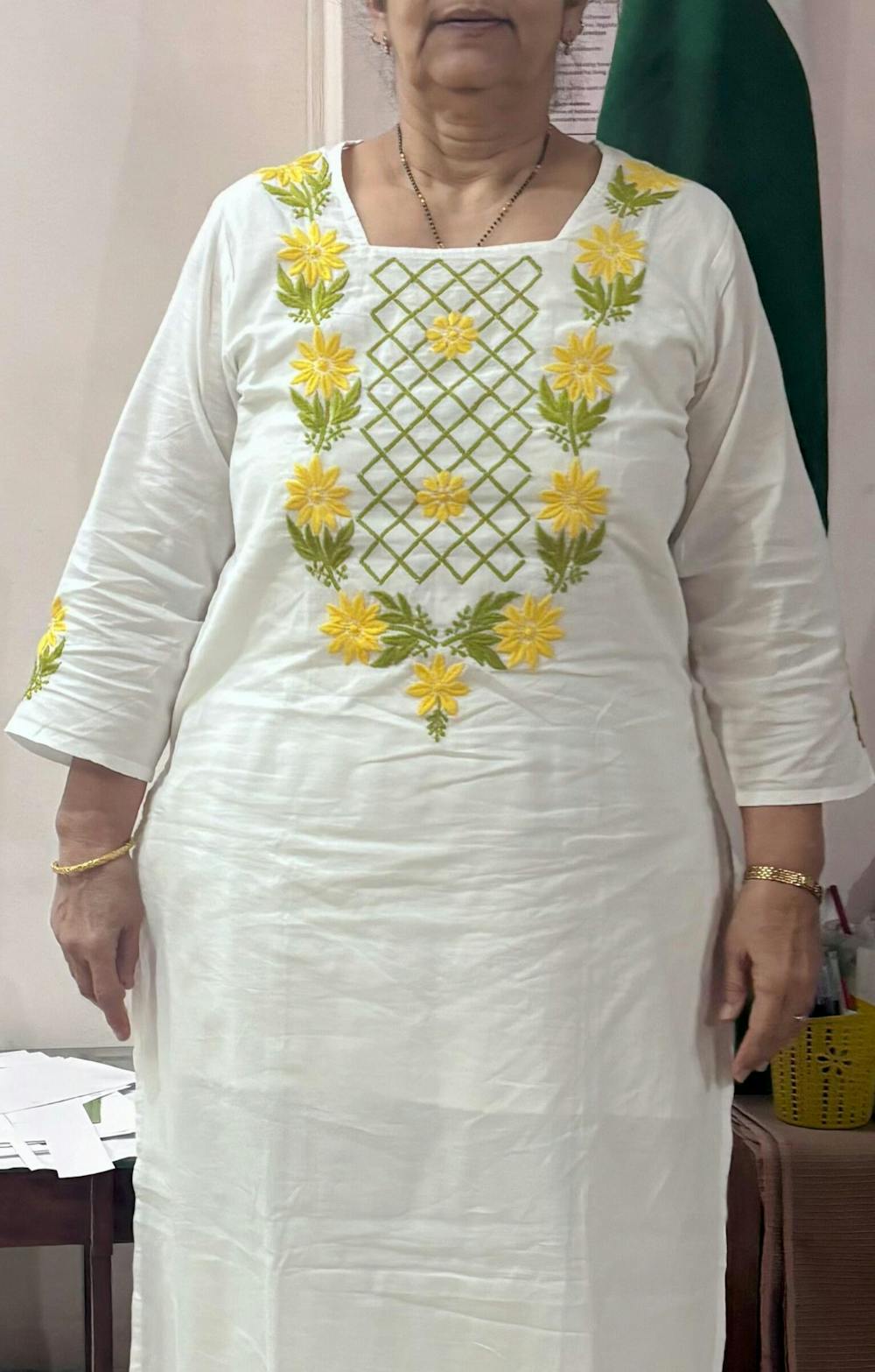 HOC Rubaab Chikankari Rayon Straight Kurta Set