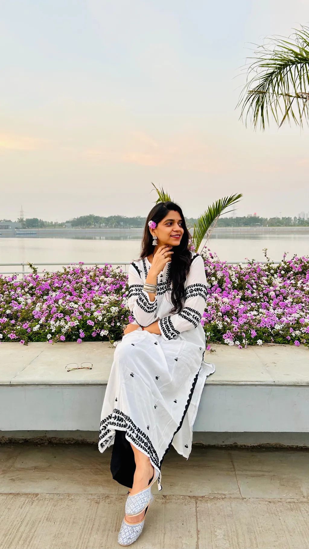 Sona Chikankari Muslin Straight Kurta