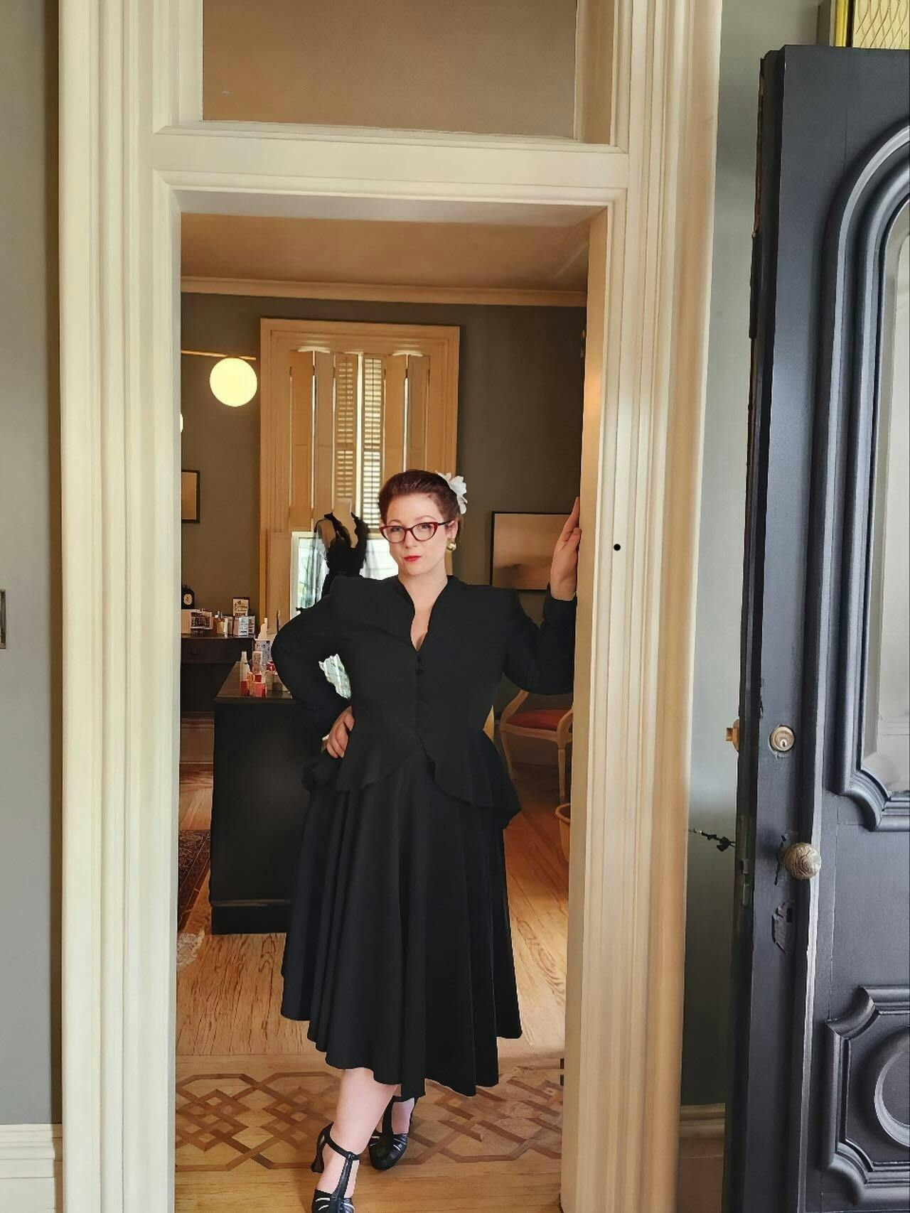 1950s Premium Circle Skirt - Black | The House of Foxy