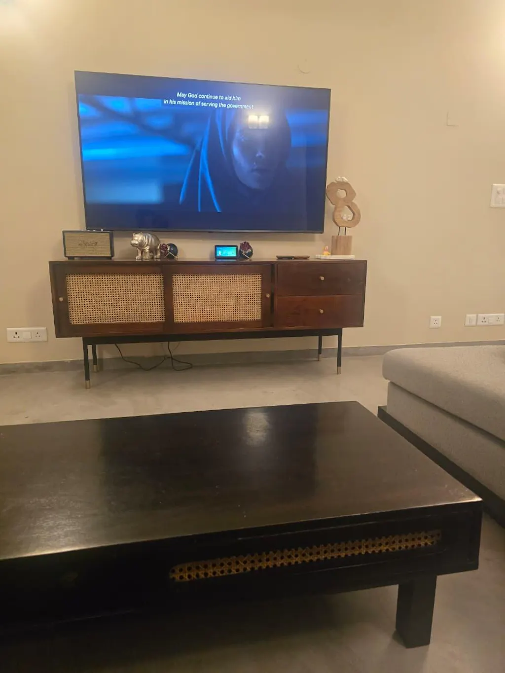 Catan Cane Entertainment Unit