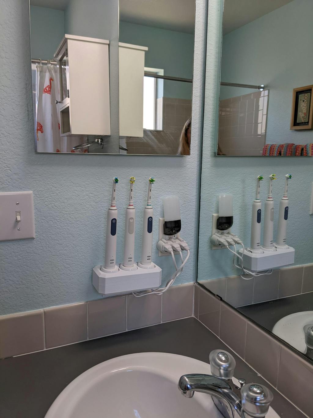 Electric Toothbrush Holder, Wall Mount, OralB, 1 to 4 Chargers
