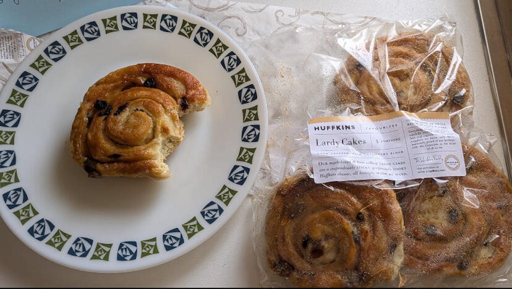 Lardy Cakes (Box of 4) Handmade Cake Buns UK Delivery Huffkins Bakery