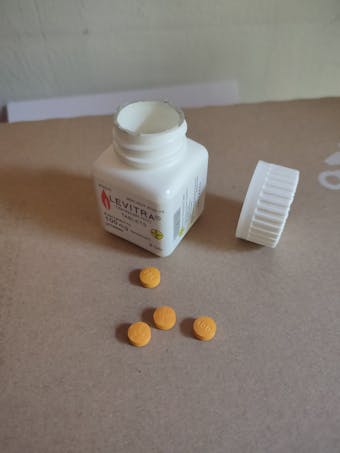 LEVITRA ORIGINAL 20 mg BOTELLA, Vardenafilo