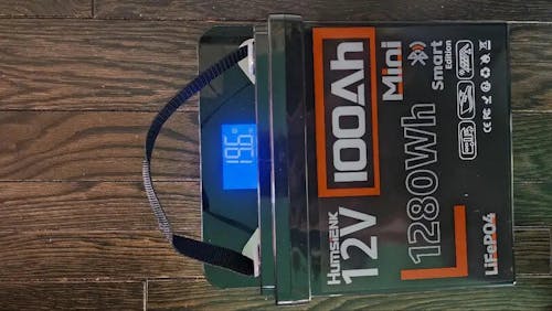 Humsienk 12V 100Ah Mini LiFePO4 Battery with Bluetooth