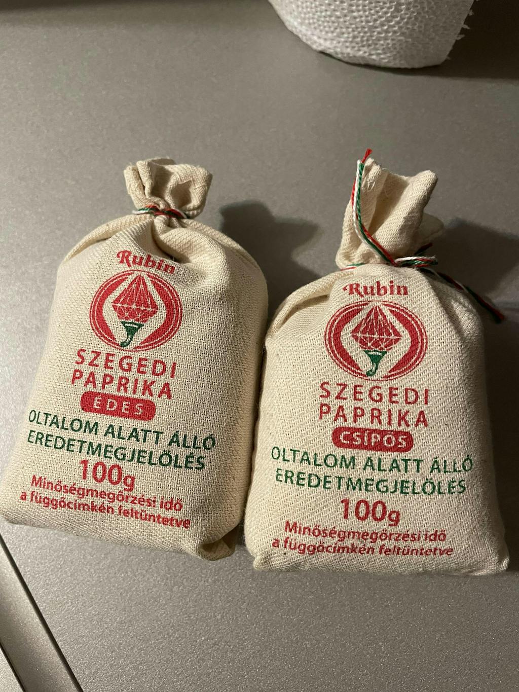 Szeged Hungarian Hot Paprika 35oz Hungarian Paprika Shop