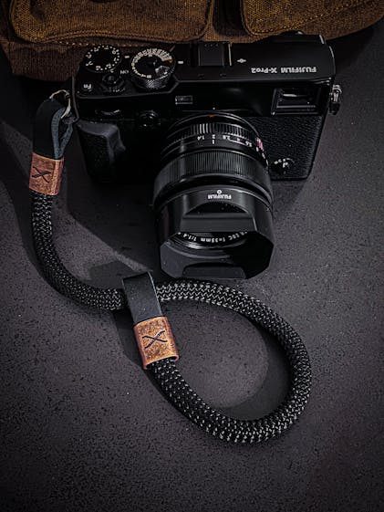 X Black Flat Rope black Leather Camera Strap Bronze X 