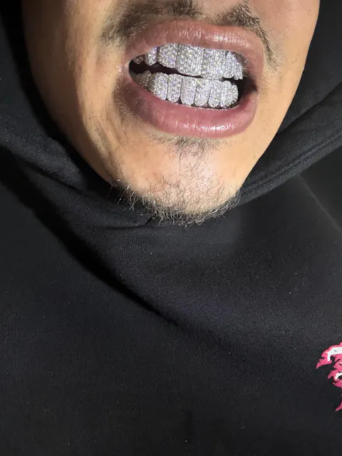 Pave/Honeycomb Moissanite Or Lab Hand-Setting Grillz