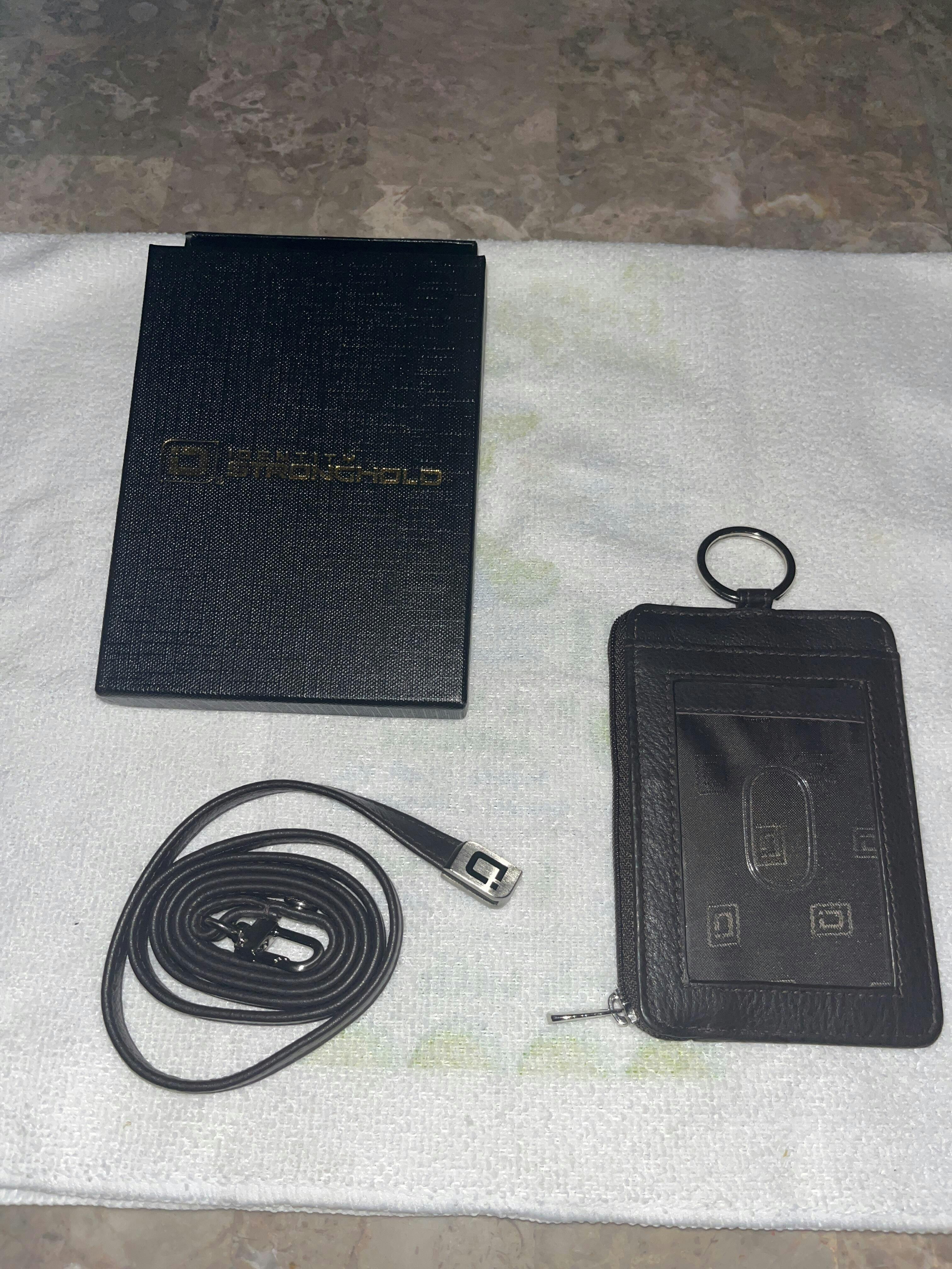 ID Wallet With Keyring | Leather RFID Double ID Wallet | ID Stronghold