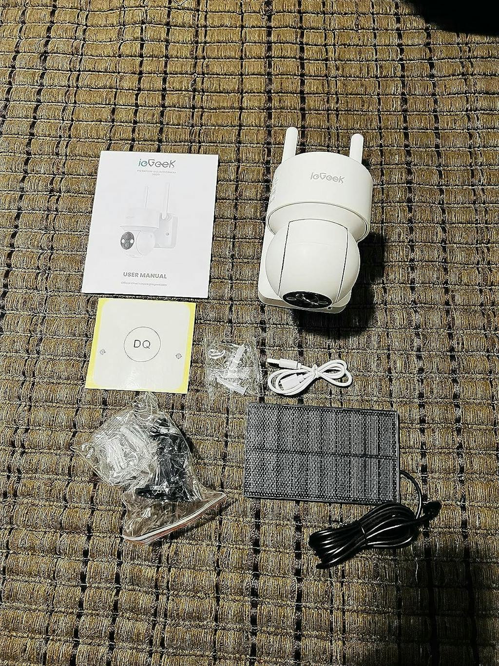 ieGeek DQ201 3MP Outdoor Wireless Security Cameras with Battery