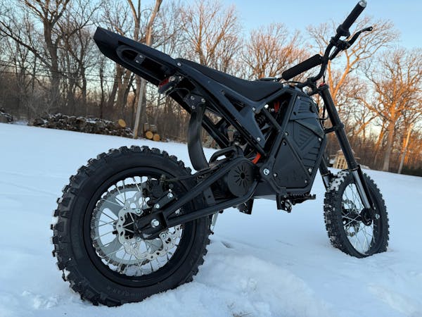 VIPCOO H3 Electric Dirt Bike - Max Speed 15.5 MPH