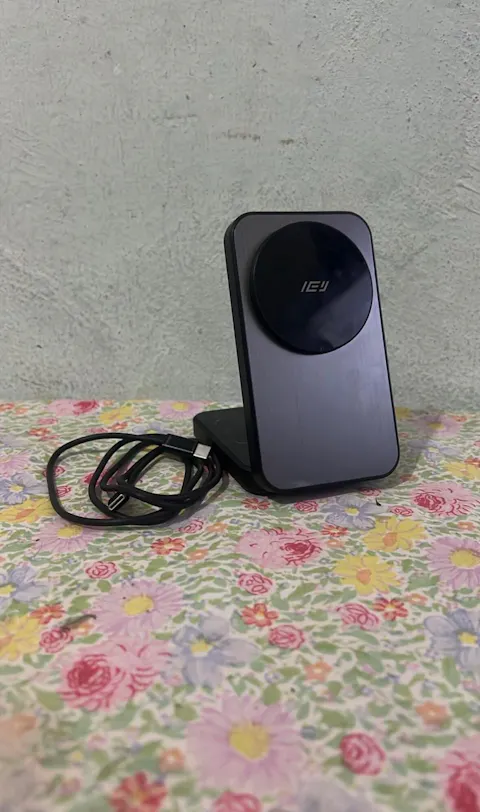 MagCharger - Cargador Inalámbrico Plegable 3 en 1