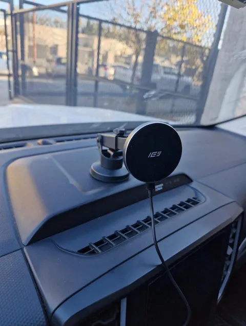 MagCharger Car - Cargador Inalámbrico de Auto Brazo Extensible