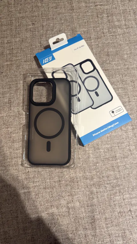 MagCase - iPhone Matte (16 Series)