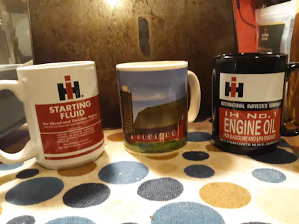 IH Engine Oil 15 oz. Coffee Mug | International Harvester - IH GEAR