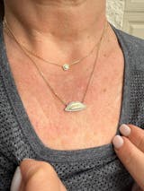 Diamond Halo Classic Kiss Necklace