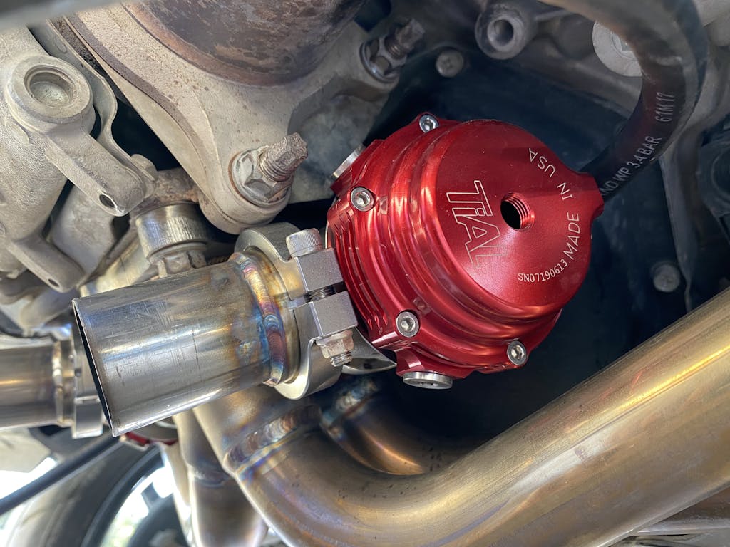 Killer B External Wastegate Header + Wastegate Kit Subaru WRX 2015202