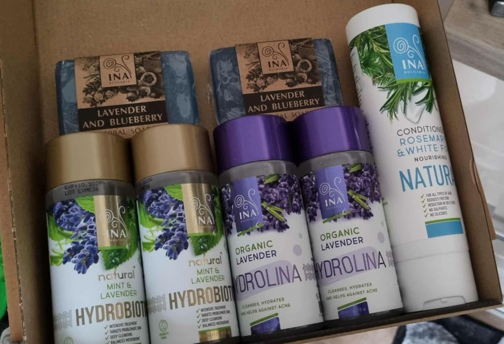 Organická Levandulová voda - Hydrolina pro Akné