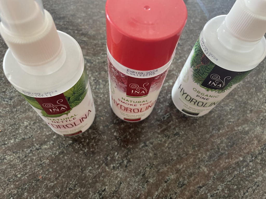 Agua de Pino Blanco Orgánico - Hydrolina - Spray para Hongos en las uñas de los pies y Olor a pies