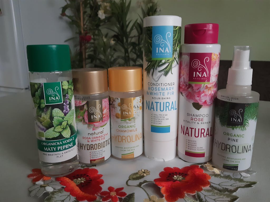 Természetes Hajbalzsam Rozmaringolajjal és Jegenyefenyővel - intenzív tápláló ápolás minden hajtípusra