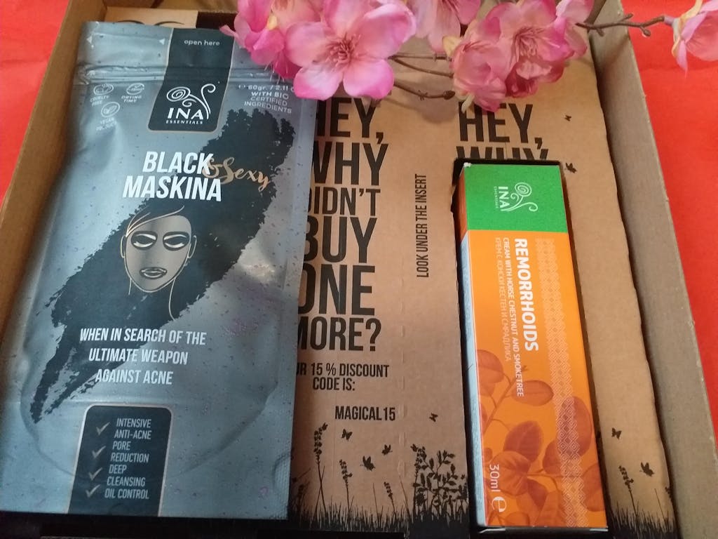 Remorrhoids - Creme für Krampfadern und Hämorrhoiden - stark angereichert mit Räucherbaum und Rosskastanie