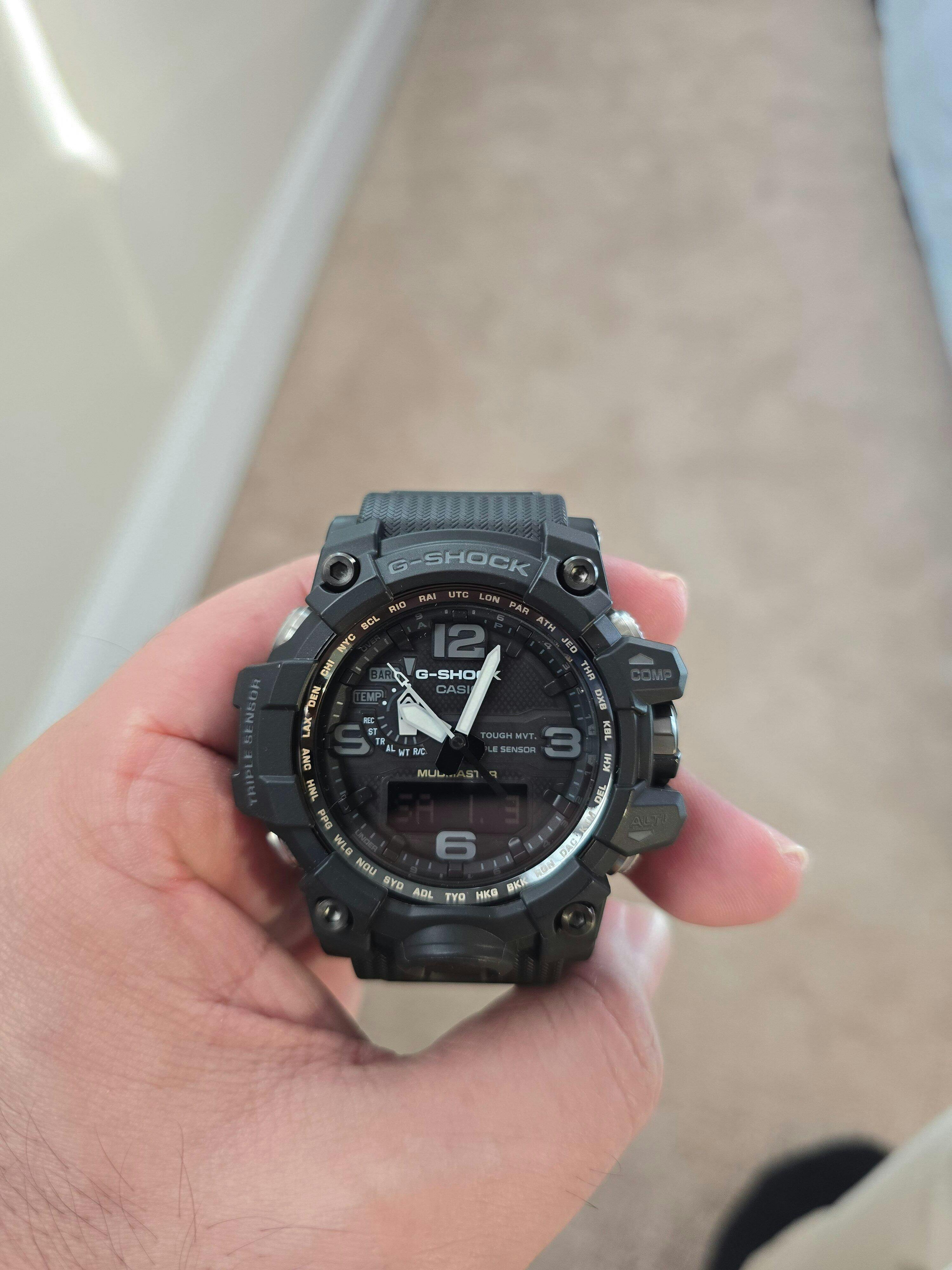 Casio G-Shock Men's Watch GWG-1000-1A1 Analog-Digital Master of G