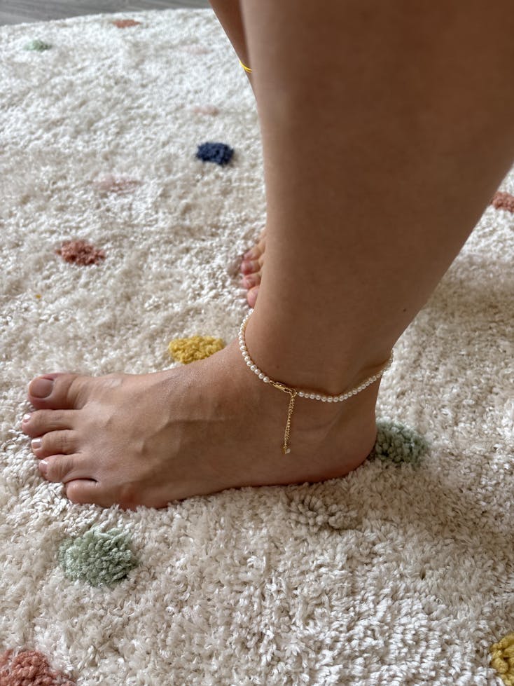 Brățara de picior din argint Golden Finesse - Perle Naturale