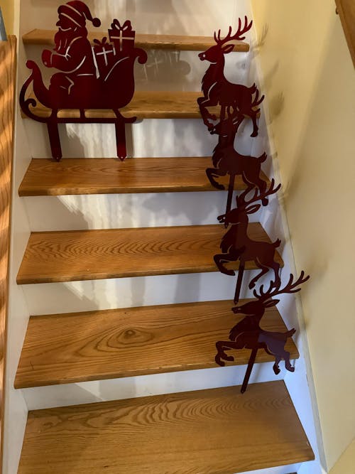 Santa Sleigh Yard Stakes