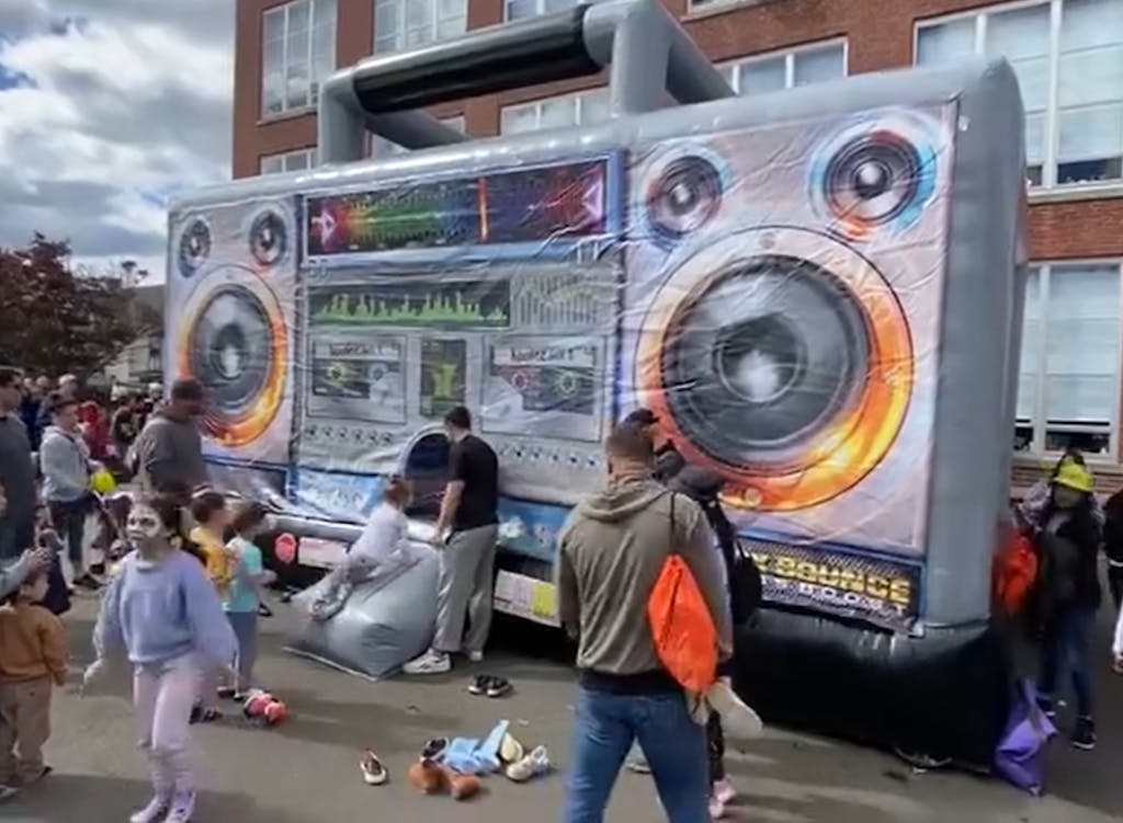 Inflatable Boom Box Bounce House inflatableisland.co