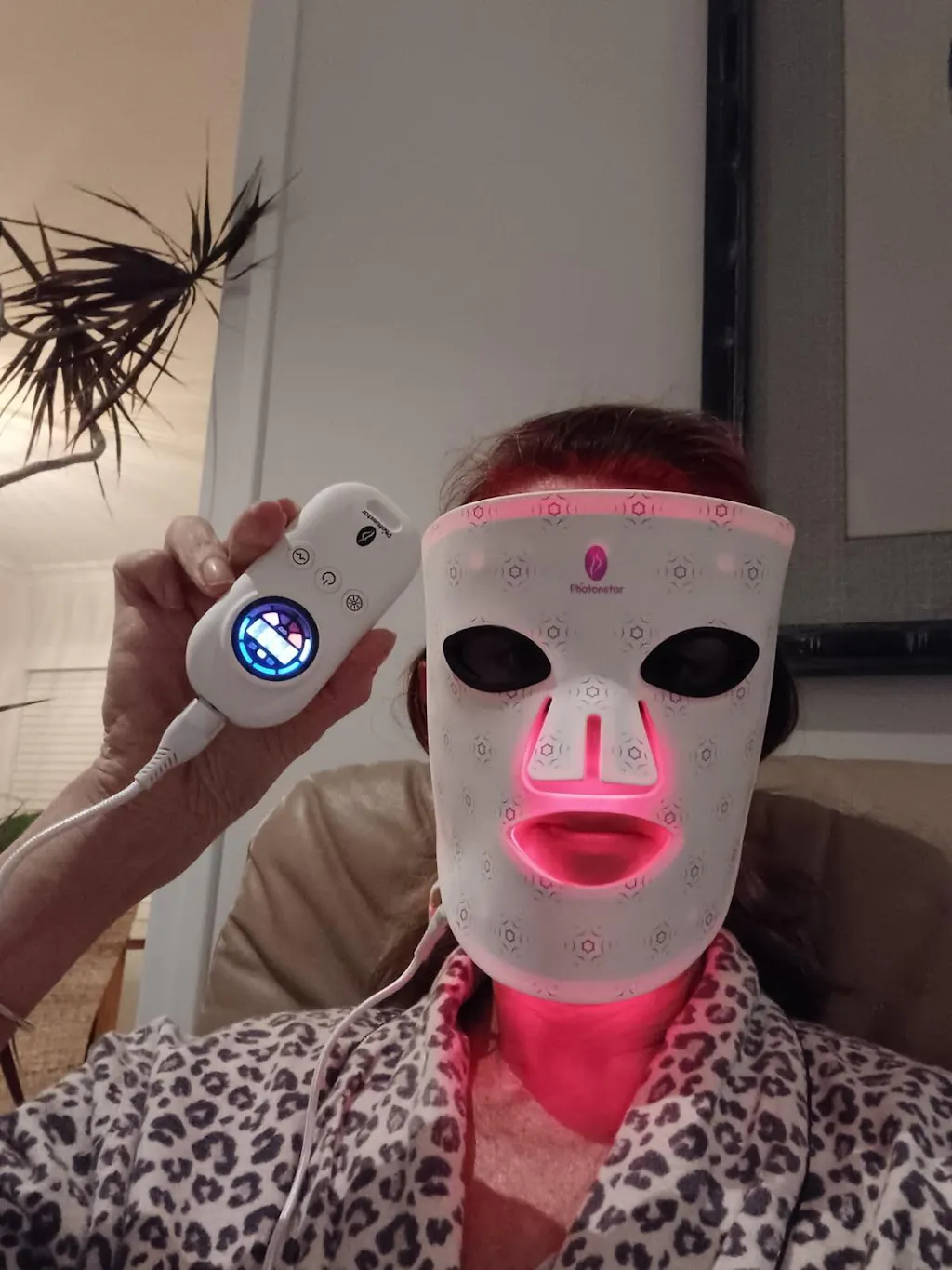 PHOTONSTAR SILICONE RED & NEAR INFRARED 64 LED LIGHT THERAPY FACE MASK