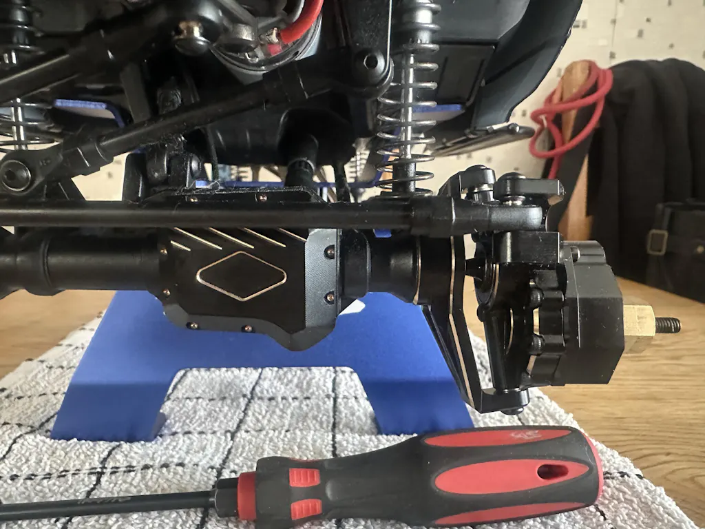 INJORA Black Coating Brass Diff Cover #8280 for TRX-4