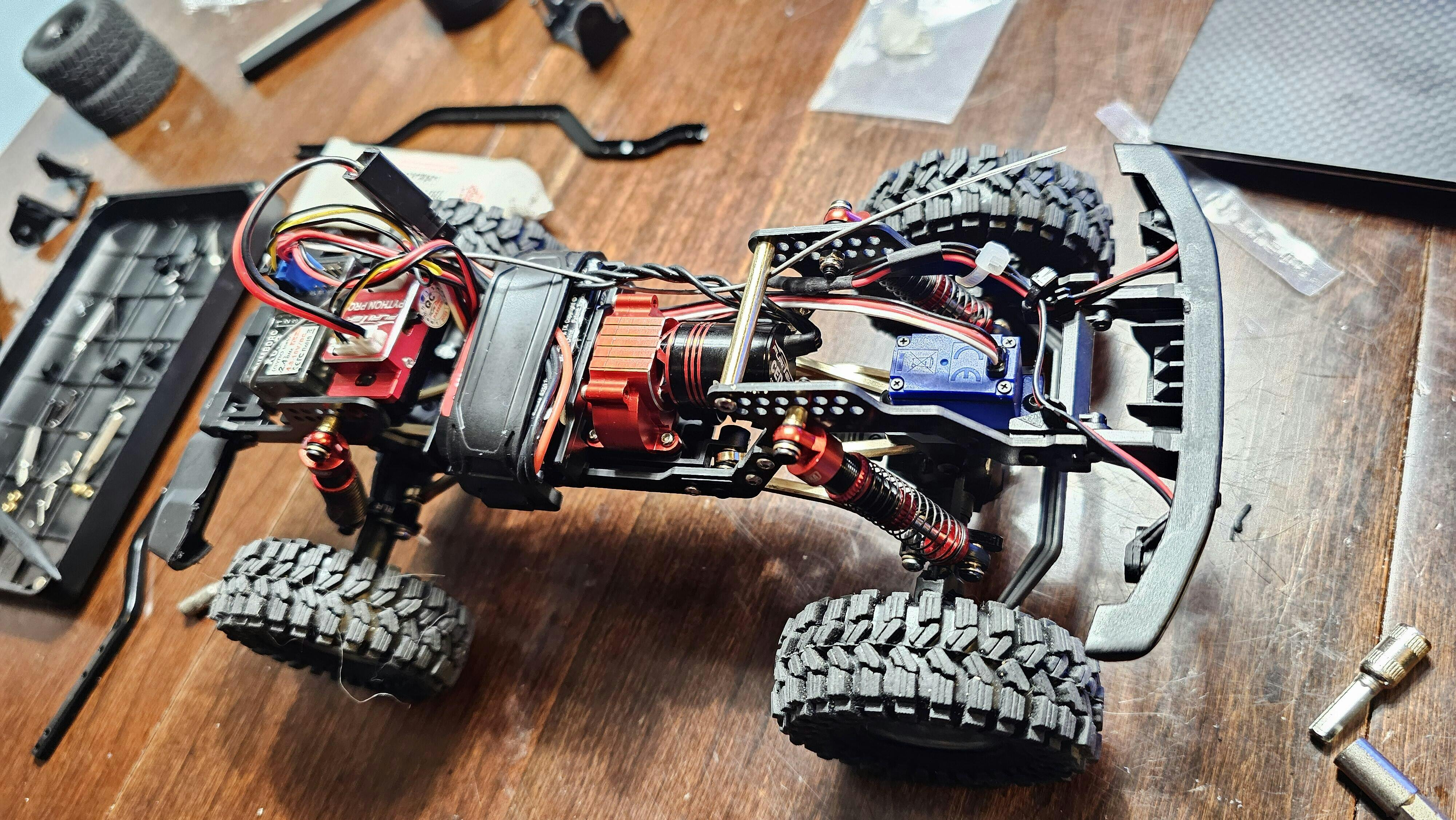 INJORA 5° Angled LCG Carbon Fiber Chassis Kit for 1/18 TRX4M