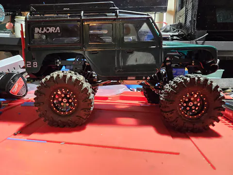 INJORA BUG18 Kit Carrozzeria E Telaio LCG In Alluminio Per 1/18 RC Crawler TRX4M – Colore Trasparente, Con Fari E Accessori - 4