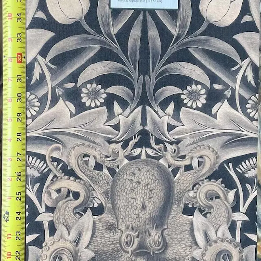 Octopus Botanical Damask | Midnight Gold