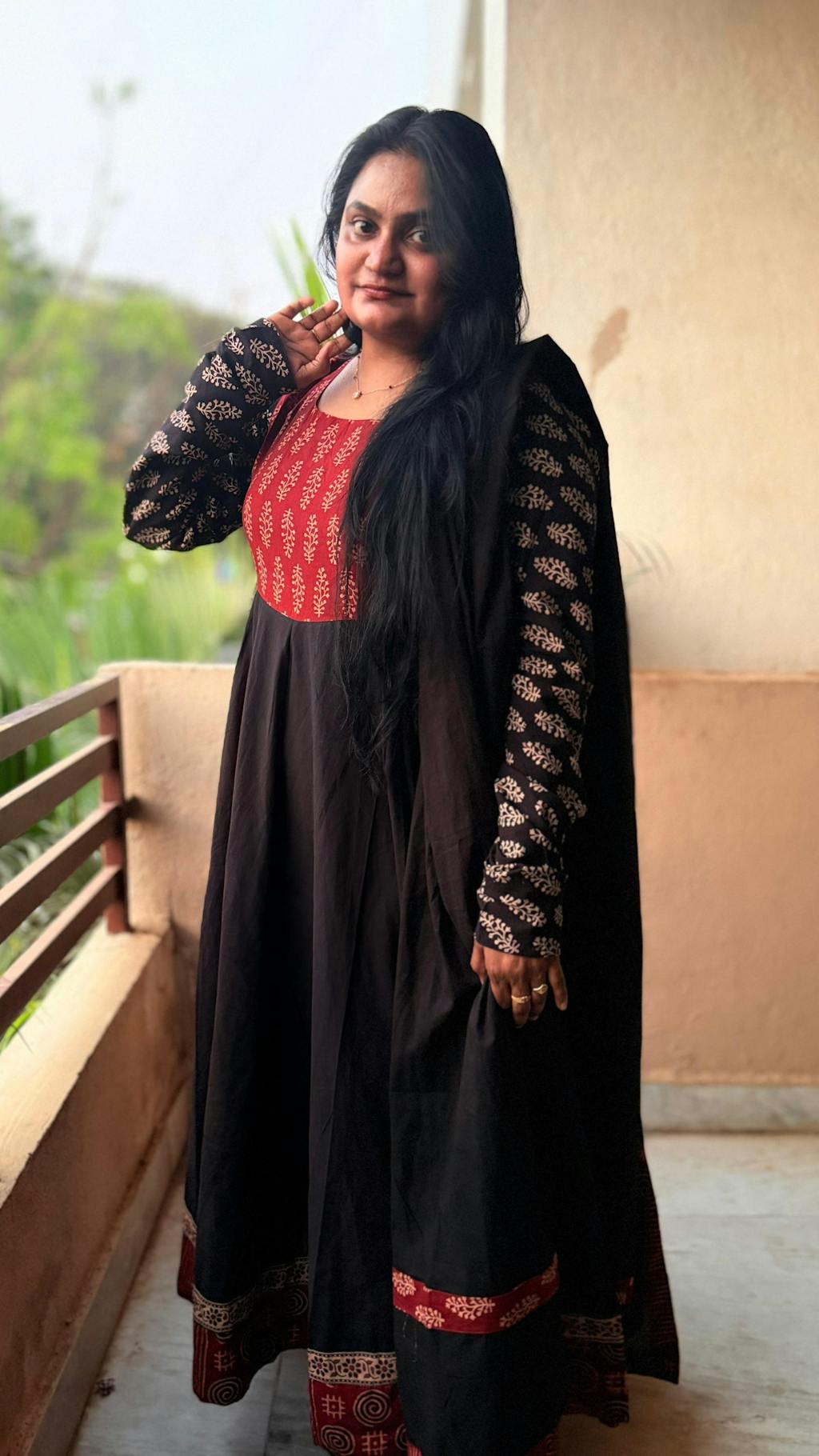 Aavinashi (Kurti+Dupatta)