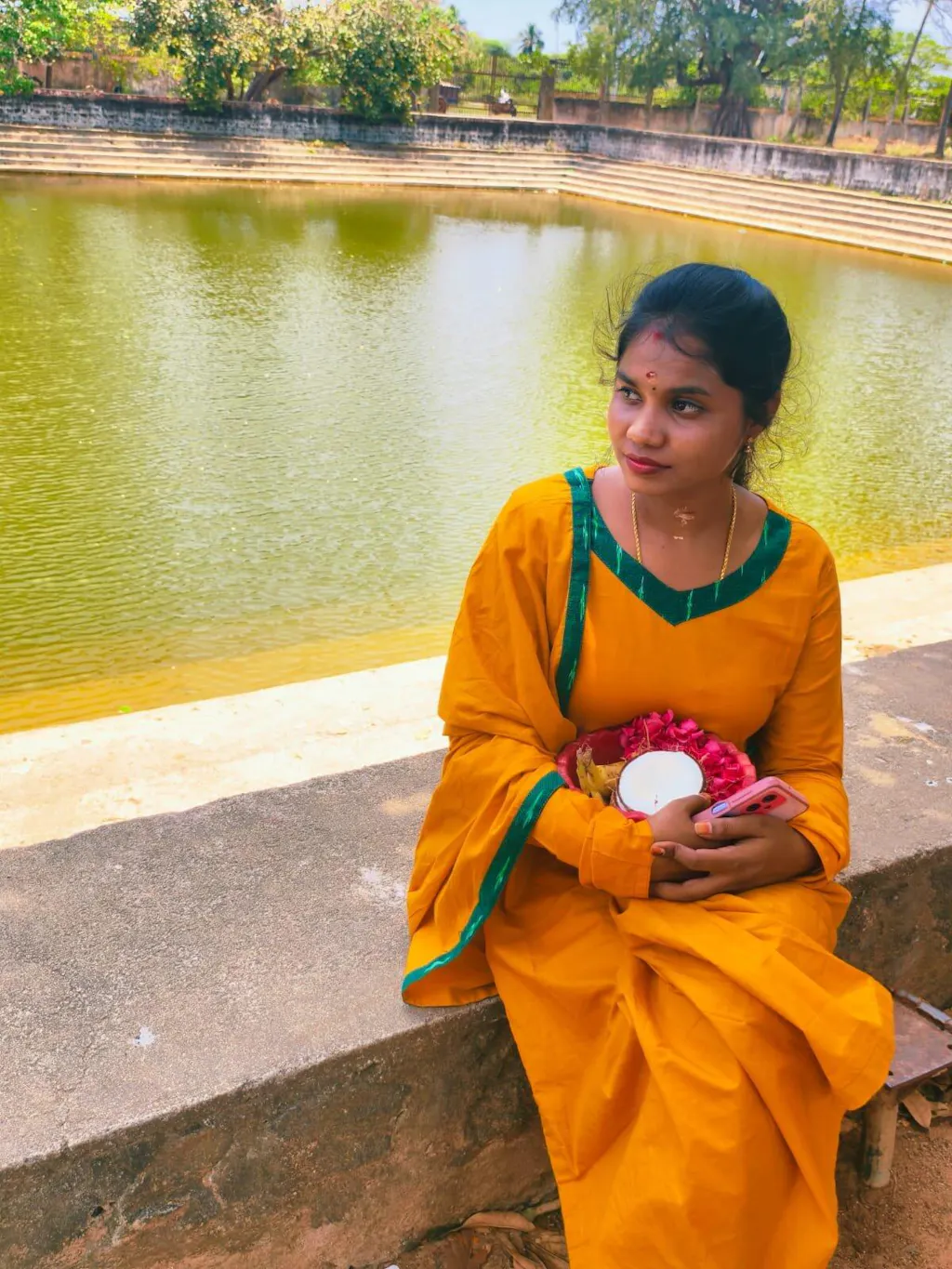 Parthen Rasithen 1  (Kurti+Dupatta)