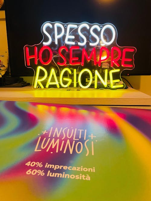 Insulti Luminosi