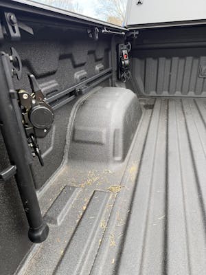 INTEGRAL RAILS BEDSIDE RAIL SYSTEM