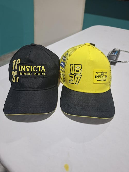 GORRA DE BÉISBOL INVICTA RACING
